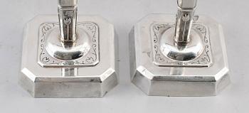 LJUSSTAKAR, 1 par, silver, Stockholm 1962. Total vikt ca 428 g.