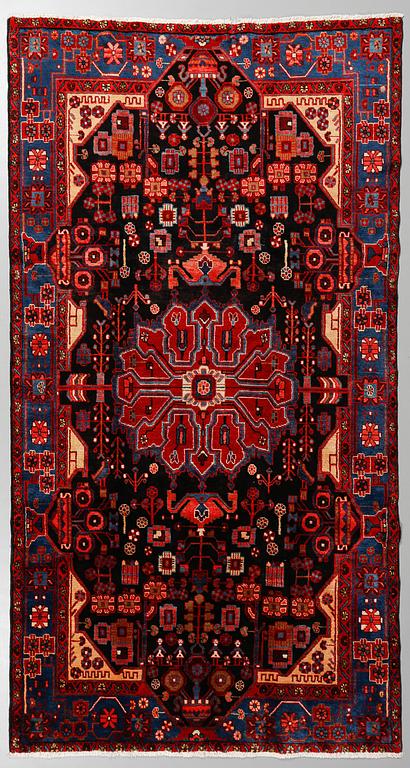 MATTA, Nahavand, sent 1900-tal, ca 300x160 cm.