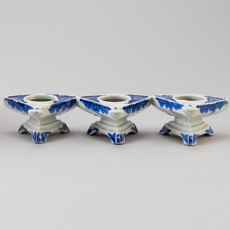A set of fan-shaped bowls and a larger bowl, Japan, Meiji (1868-1911).