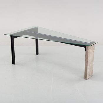 A 'Concrete' table by Jonas Bohlin for Källemo, end of the 20th Century.