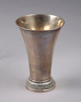 BÄGARE, silver Bernhard Hetz AB, Stockholm, 1912. Vikt 338 gr.