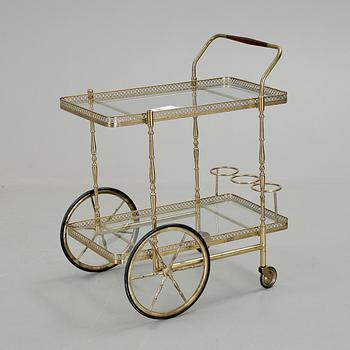 SERVERINGSVAGN, 1900-talets andra hälft.