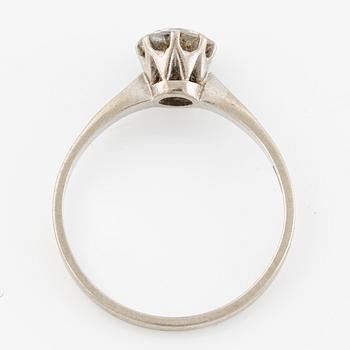 Ring, 18K white gold with brilliant-cut diamond.