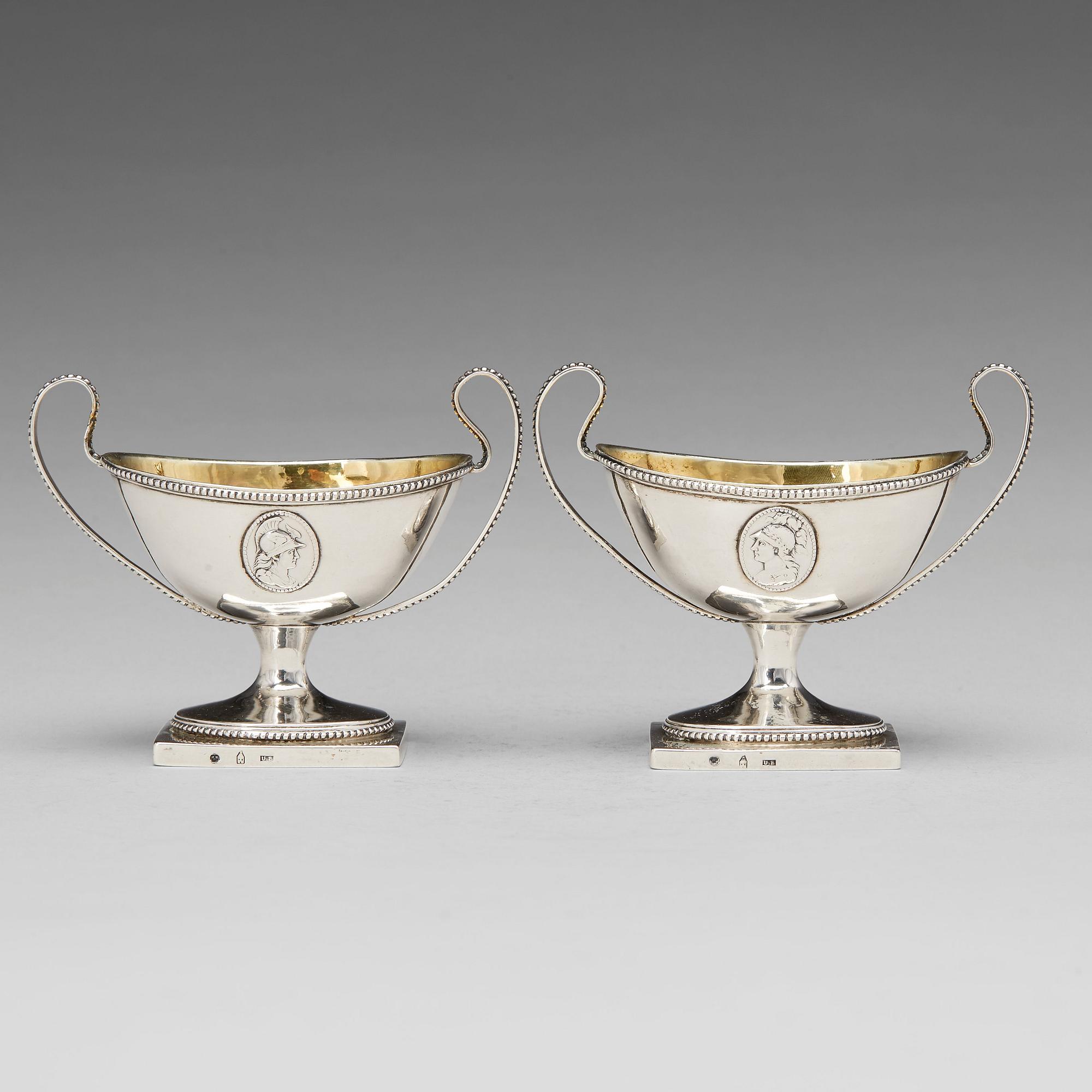 Johan Jacob Ulfsberg, saltkar, ett par, silver, Nyköping (verksam 1793-1824(1825)). Sengustavianska.