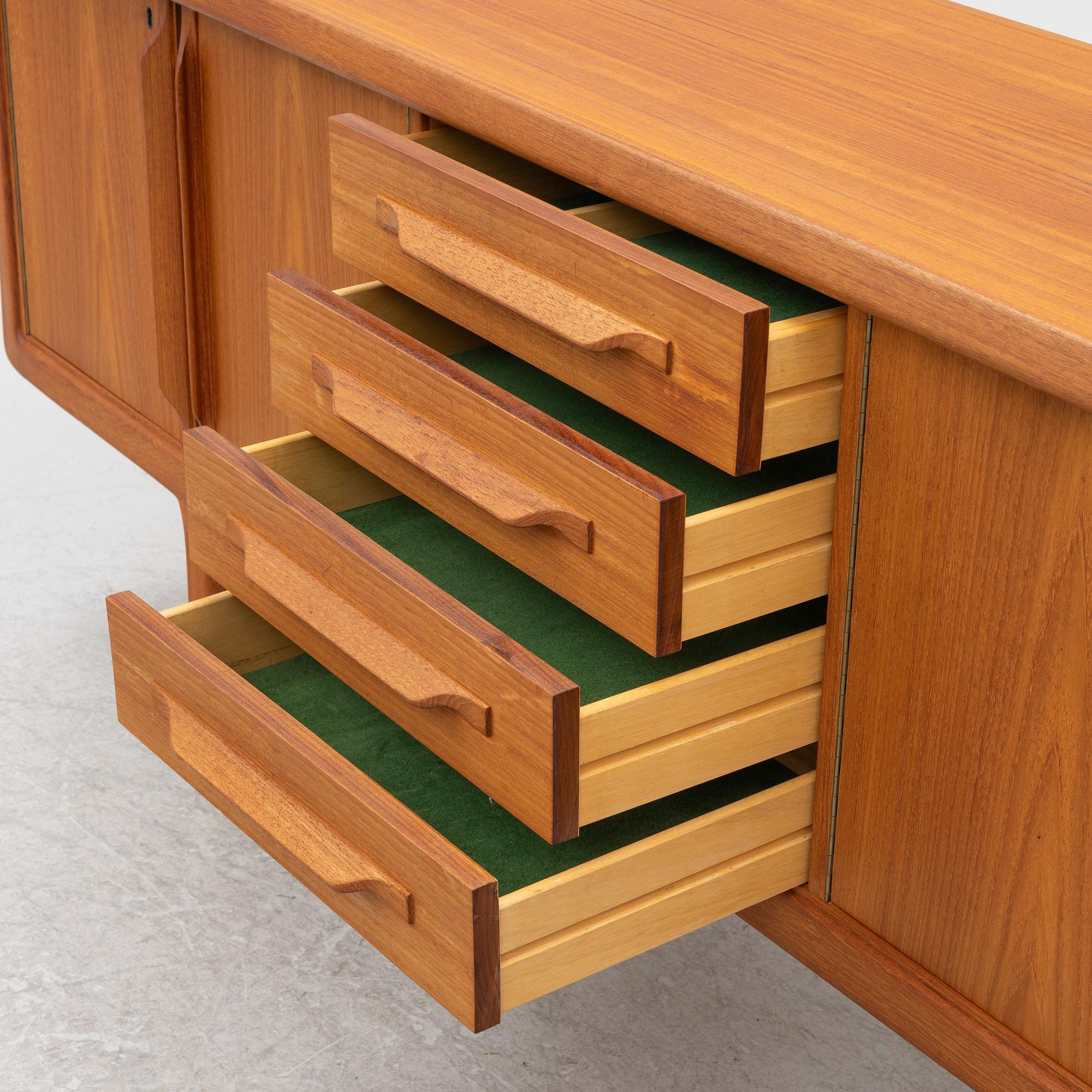 Arnt Sörheim, sideboard,  Brødrene Sørheim Møbelfabrikk AS, 1960-tal.