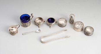 SILVERFÖREMÅL, 9 delar, England, olika årtal. Vikt ca 254 gram.