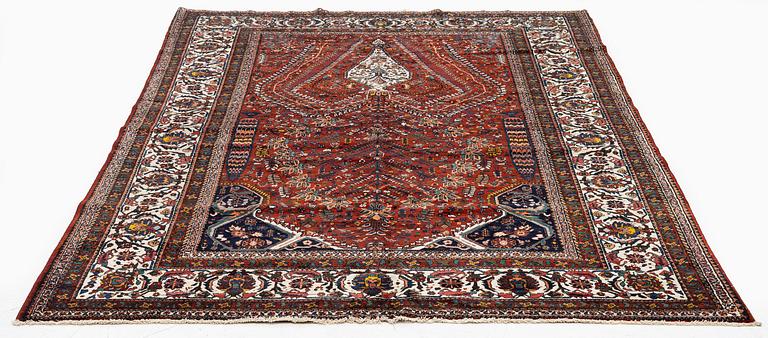 Matta, semiantik Abadeh, Västra Persien, ca 308 x 207 cm.