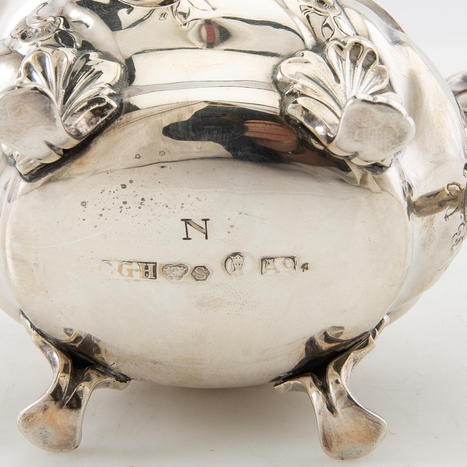 Cream jug Rococo style CG Hallberg Stockholm 1951 silver.