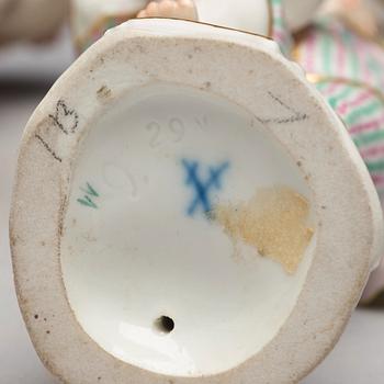 Two Meissen porcelain figurines, 20th Century.