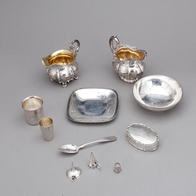 PARTI SILVER, 11 delar, Finland, Sverige och Ryssland, 1800-1900-tal, totalvikt ca 652 gram.