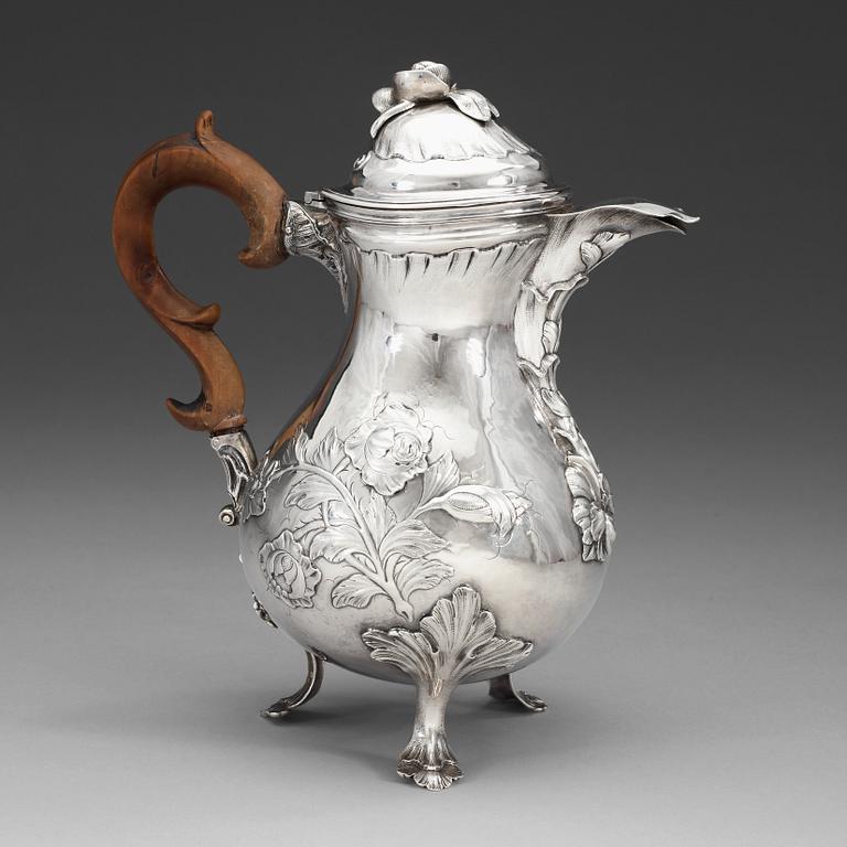 A Swedish 18th century silver coffee-pot, makers mark of Zacharias Ekfelt, Arboga 1771.