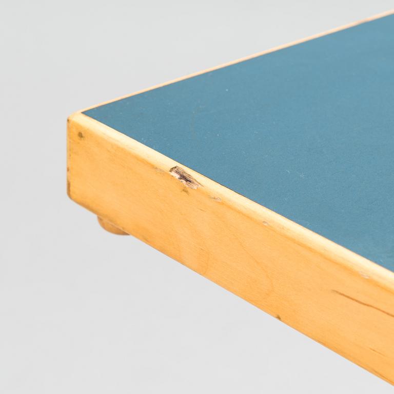 Alvar Aalto, klaffipöytä, Artek, 1900-luvun puoliväli.