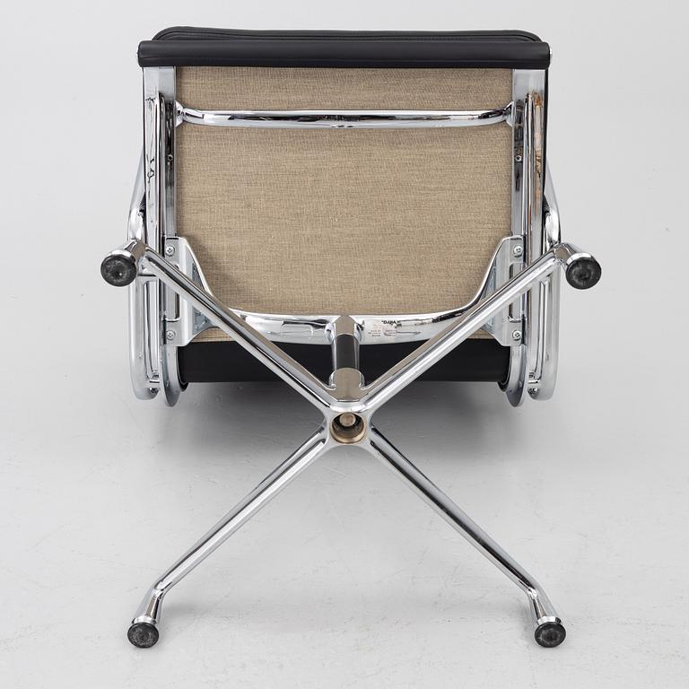 Charles & Ray Eames, Chair, “Soft Pad Alu Chair”, model EA208, Vitra.