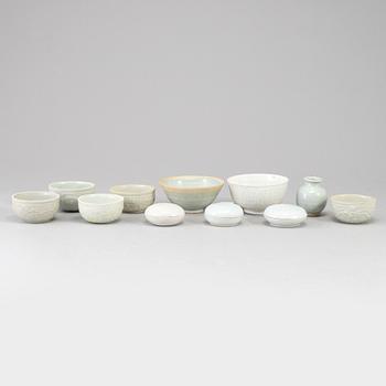 A group of South East Asian Ceramics, Songstyle, 20th Century.