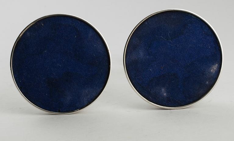 LJUSSTAKAR, 1 par, silver, Finland, 1900-talets första hälft.