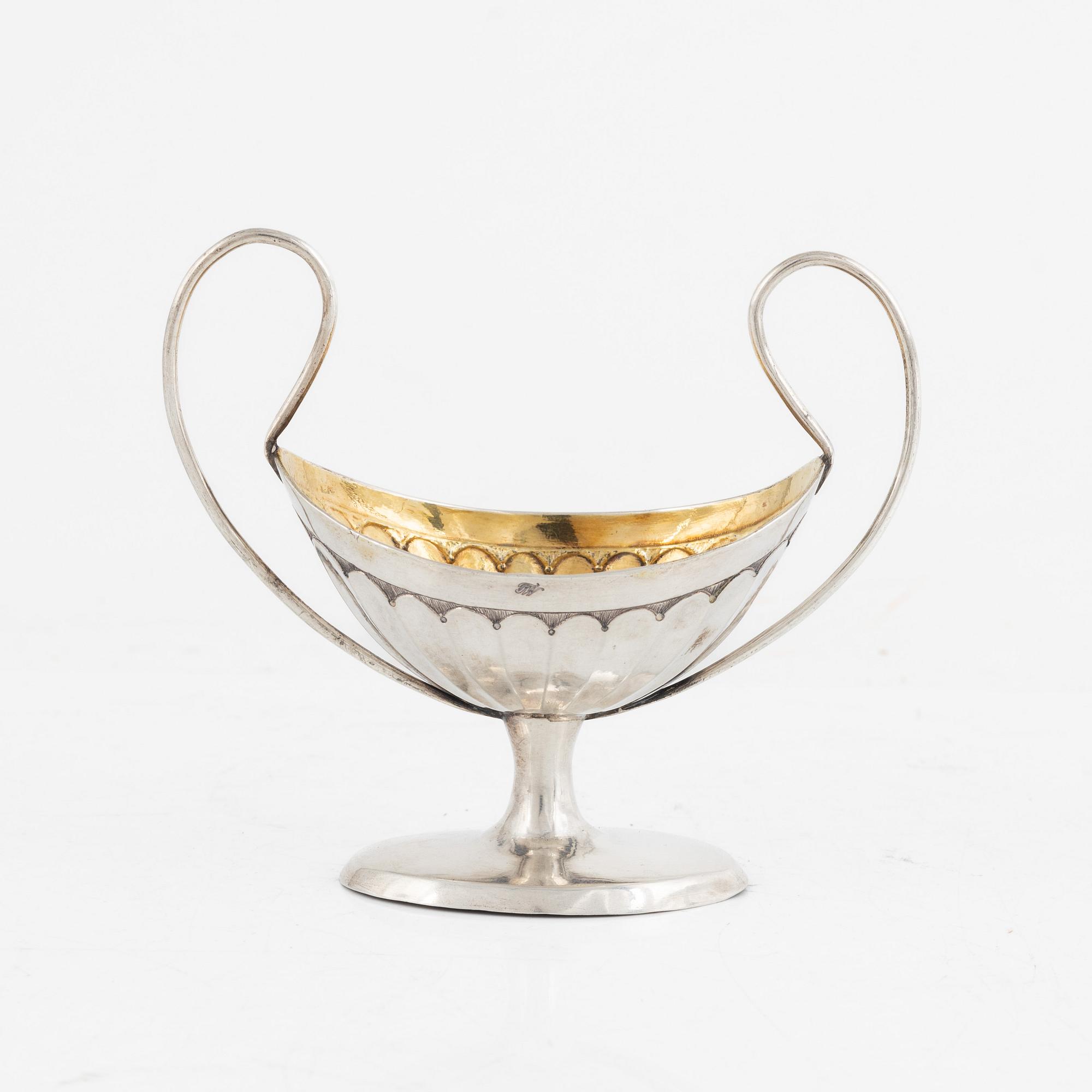 Saltkar, silver, oidentifierad mästarstämpel, möjligen Danmark ca 1800.