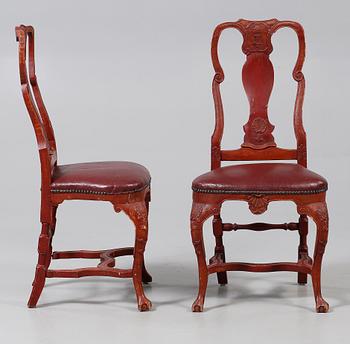 STOLAR, ett par, senbarockstil. 1800-tal.