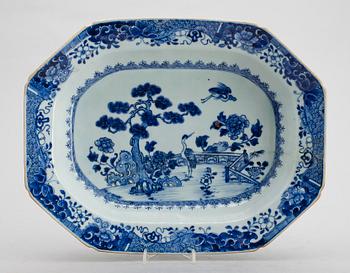 SKÅLFAT, porslin, Kina, 1700-/1800-tal.