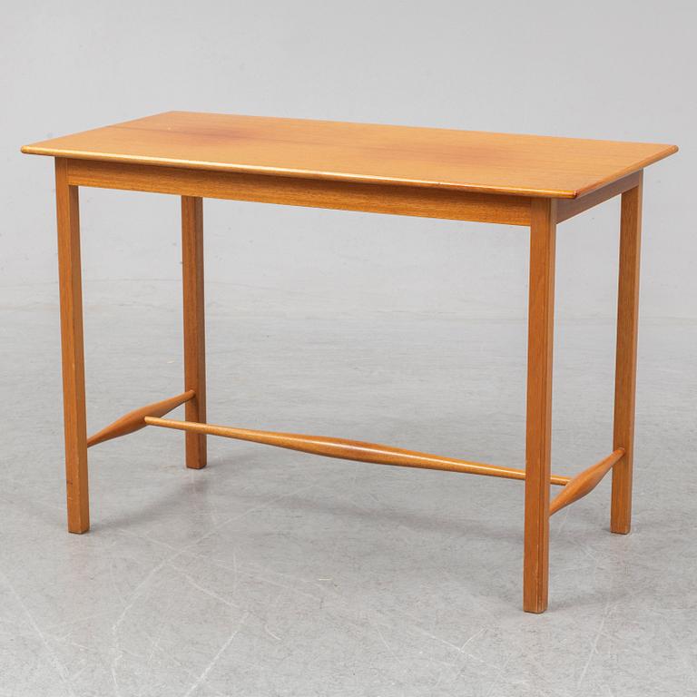 A model 1106 mahogany side table by Josef Frank for Firma Svenskt Tenn.