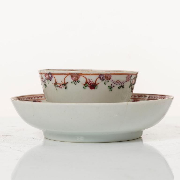 A set of five famille rose tea cups, Qing dynasty, 18th century and a bowl, Qing dynasty, 19th century.