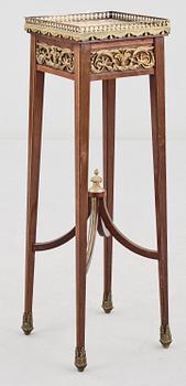 PIEDESTAL, Louis XVI -stil,1800/1900-tal.