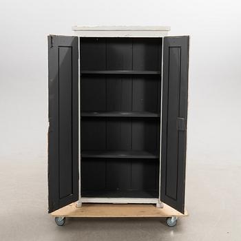 Cabinet, 20th century.