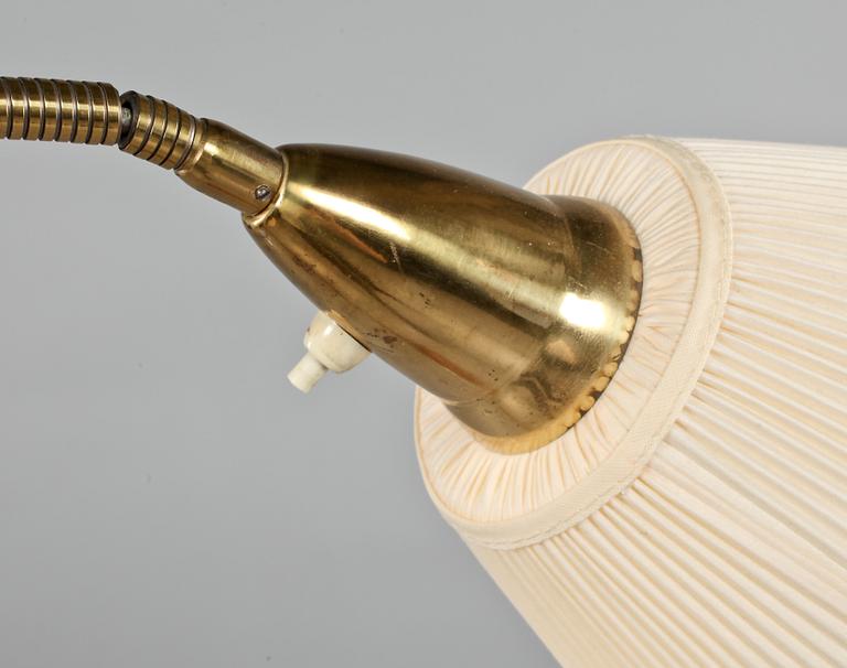 GOLVLAMPA, 1900-talets andra hälft.