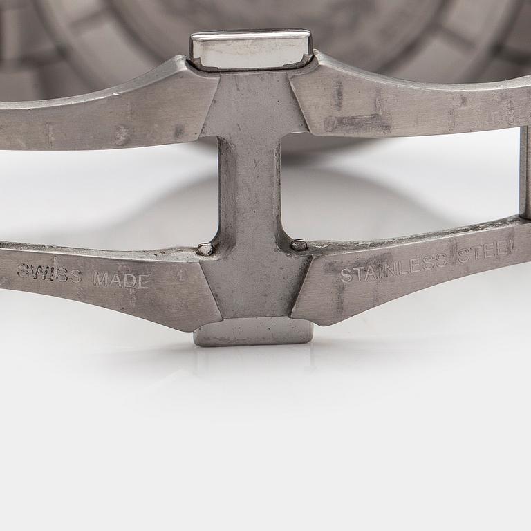 Corum, Romulus, wristwatch, 42 mm.