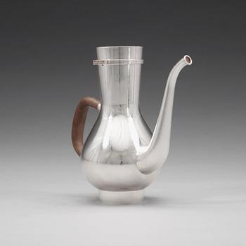 Sigurd Persson, kaffekanna, silver, Stockholm 1969.