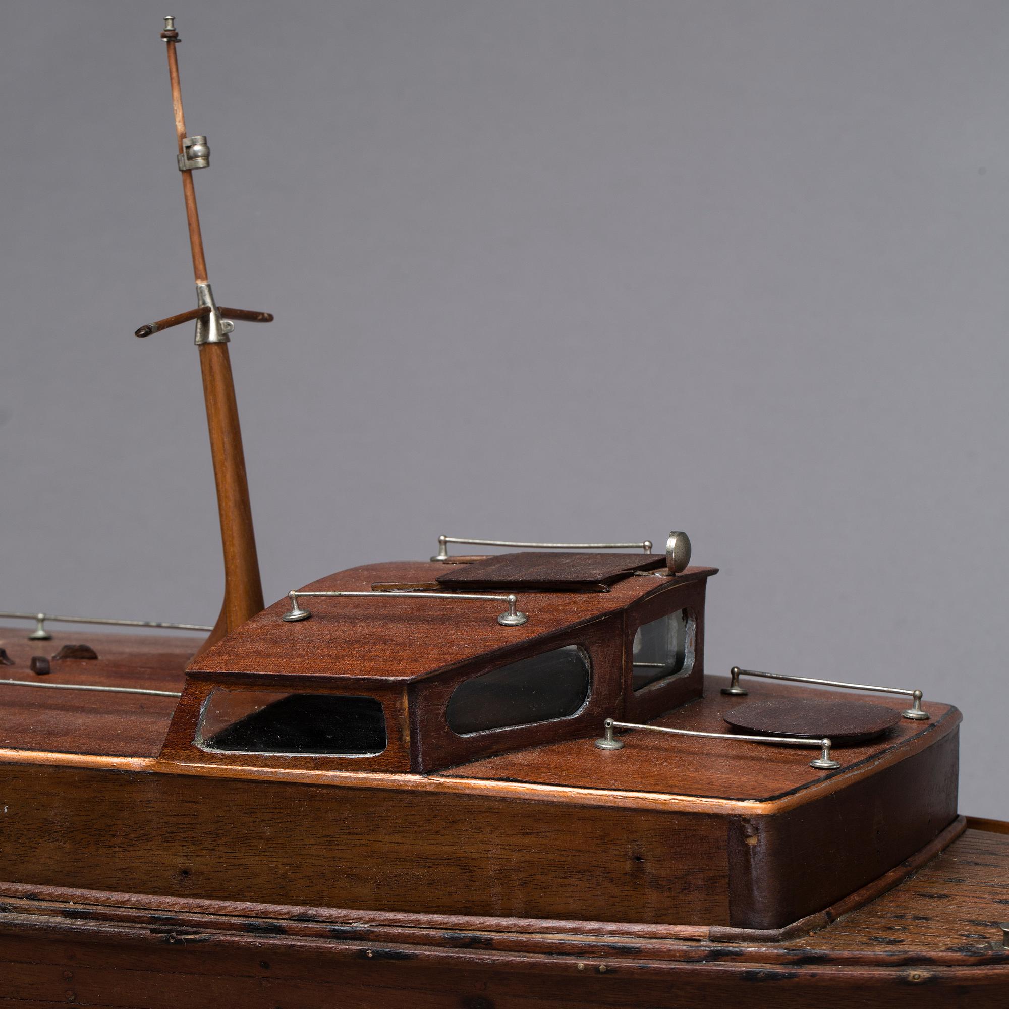 MODELLBÅT, Vosper Motor Jakt, England, 1937.