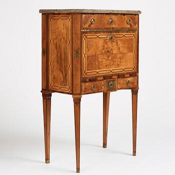 A Gustavian Secretaire, signed by G Foltiern (master in Stockholm 1771-1804), 1782.