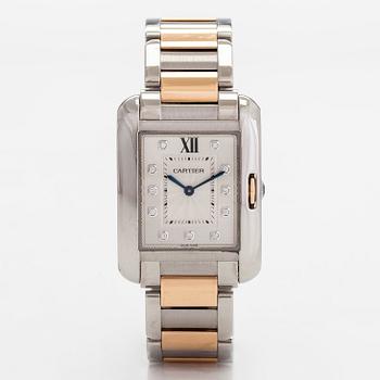 Cartier, Tank Anglaise, rannekello, 26 x 34 mm.