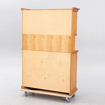SVein Bjørneng, a pine cabinet, østre Gausdal, Norway, second half of the 20th century.