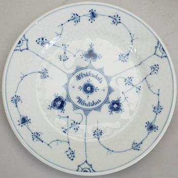 SERVISDELAR, 14 delar, bl a "Musselmalet", bl a Bing & Gröndahl, Villeroy & Boch och HK JMPORT, porslin 1900-tal.