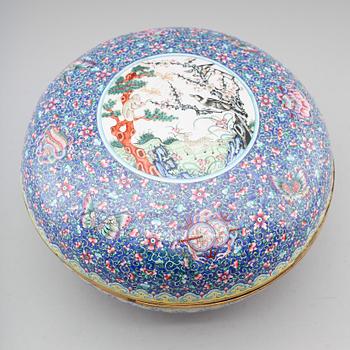 A enamel on copper box with cover, Qing dynasty presumably late 18th century.