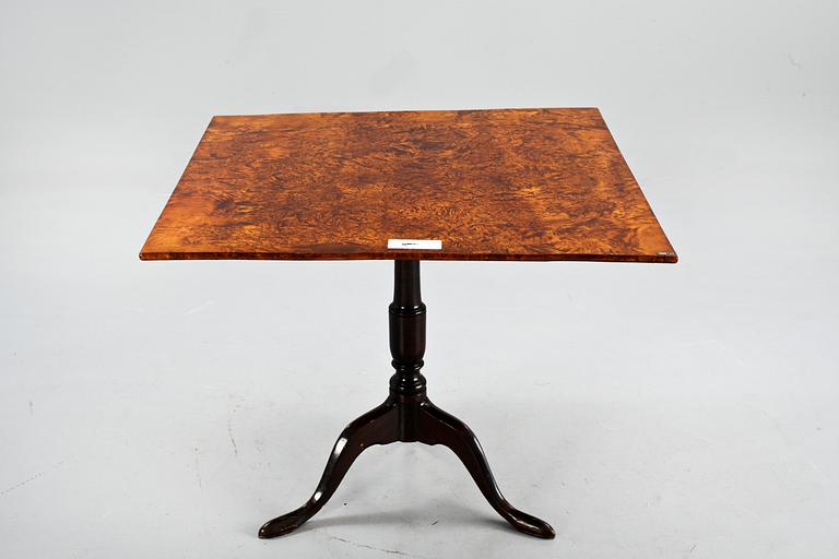 FÄLLBORD, 1800-talets första del.