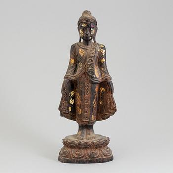 A thai wooden sculpture, 20th century.