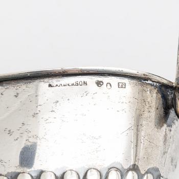 K Anderson, sockerskål och gräddkanna, 2 delar, silver, Stockholm 1908. Gustaviansk stil.