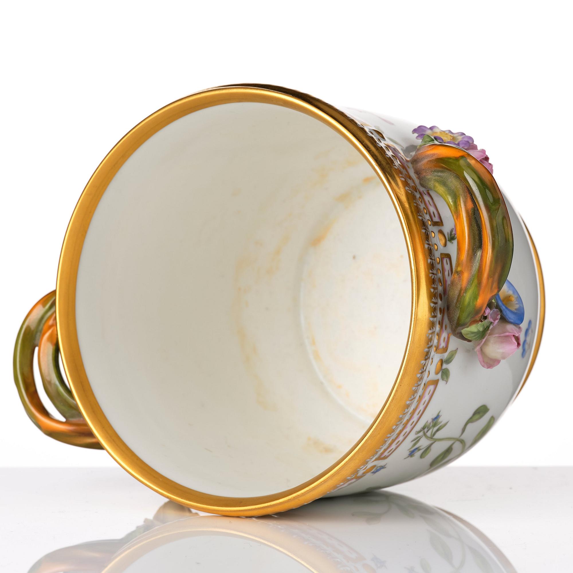 A Royal Copenhagen 'Flora Danica' wine cooler/flower pot, Denmark, 20th Century.