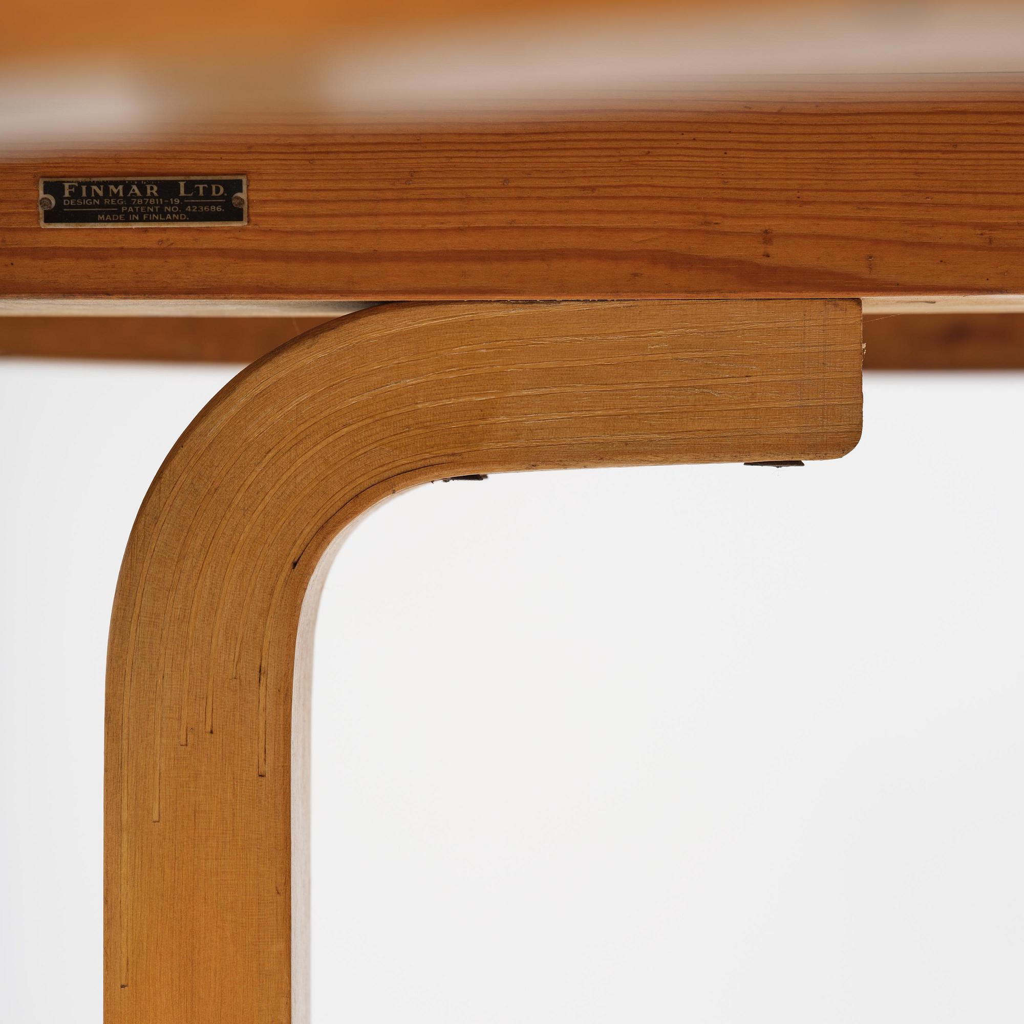 Alvar Aalto, matbord, modell "91", med karusellbricka, O.Y. Huonekalu-ja Rakennustyötehdas A.B, för Finmar Ltd, Finland, 1934-39.