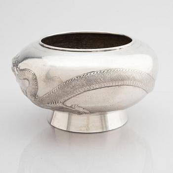 A Chinese silver bowl, Tuck Chung, Hwang Chang, Shanghai, early 20th century.