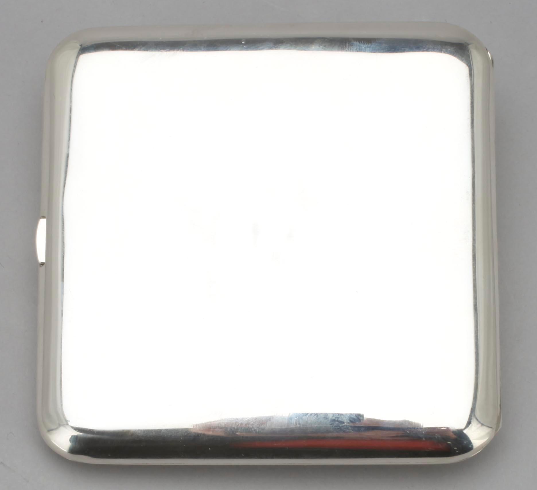 CIGARETTETUI, Thailand, sterling silver. Tot vikt. 136g.