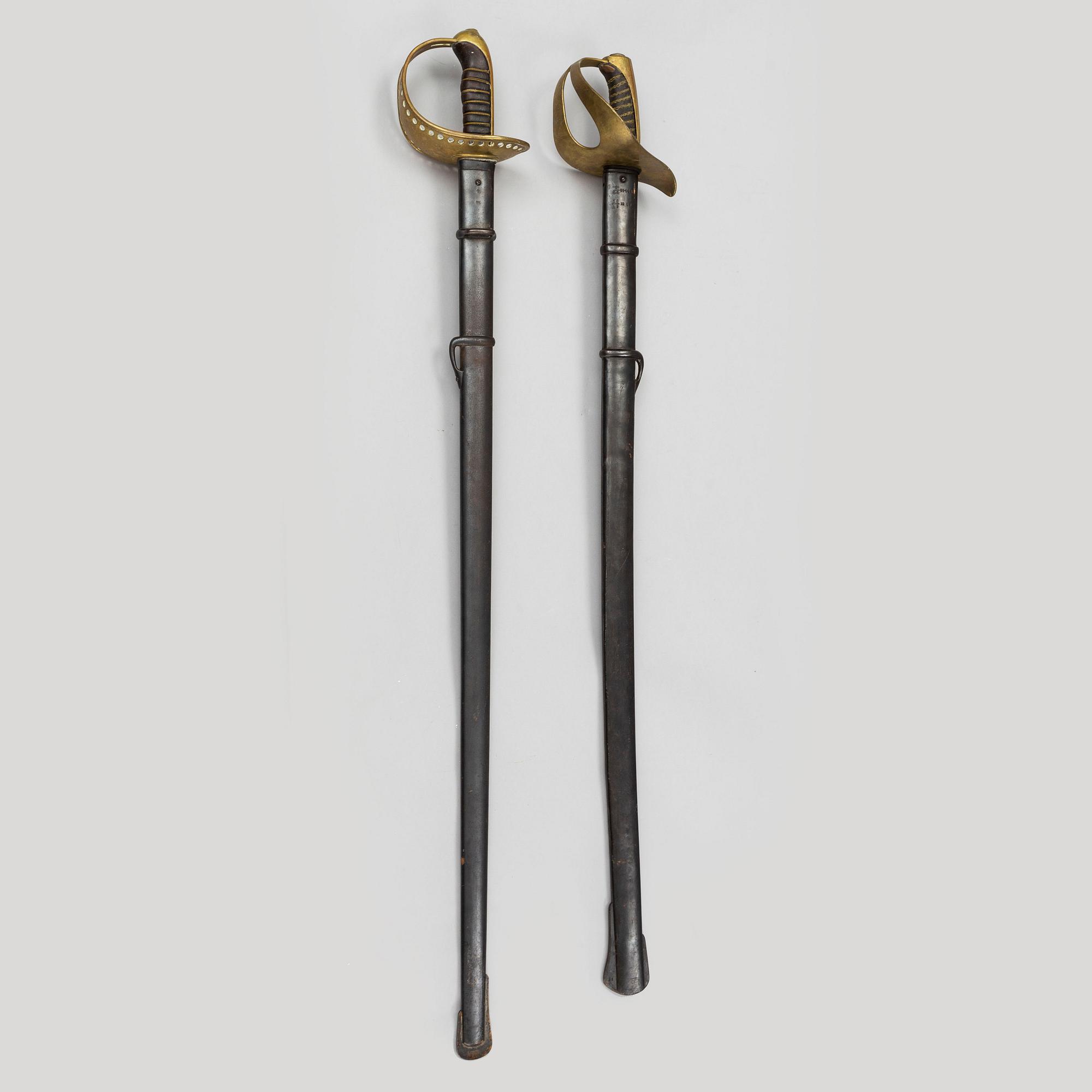 SABEL, m/1893, och SABEL, m/1854 för kavalleriet.