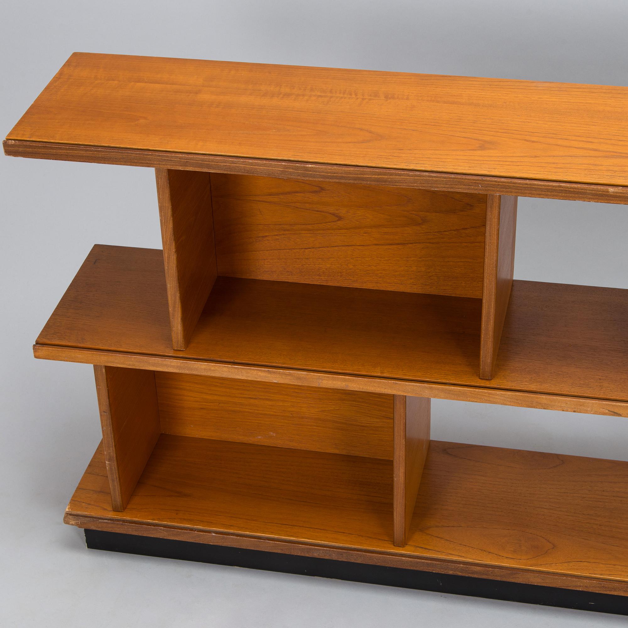 Ilmari Tapiovaara, kirjahylly, "Pala" valmistaja Asko 1900-luvun puoliväli.