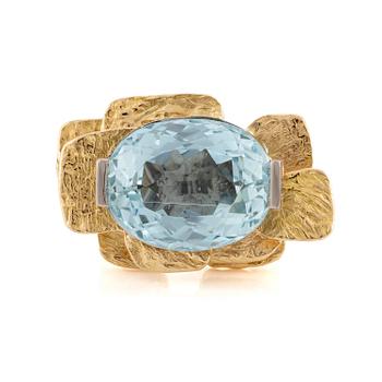 Claës Giertta, a ring, 18K gold and white gold with aquamarine, Stockholm 1970's.