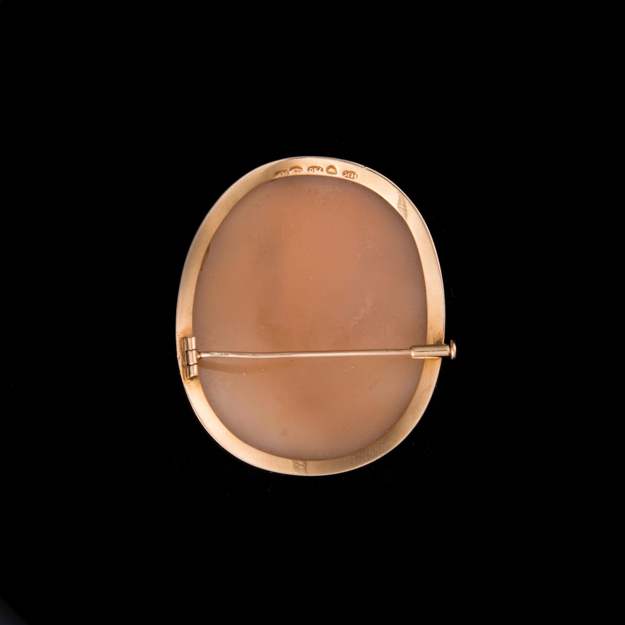 Eva Gyldén, A CAMEO / BROOCH.