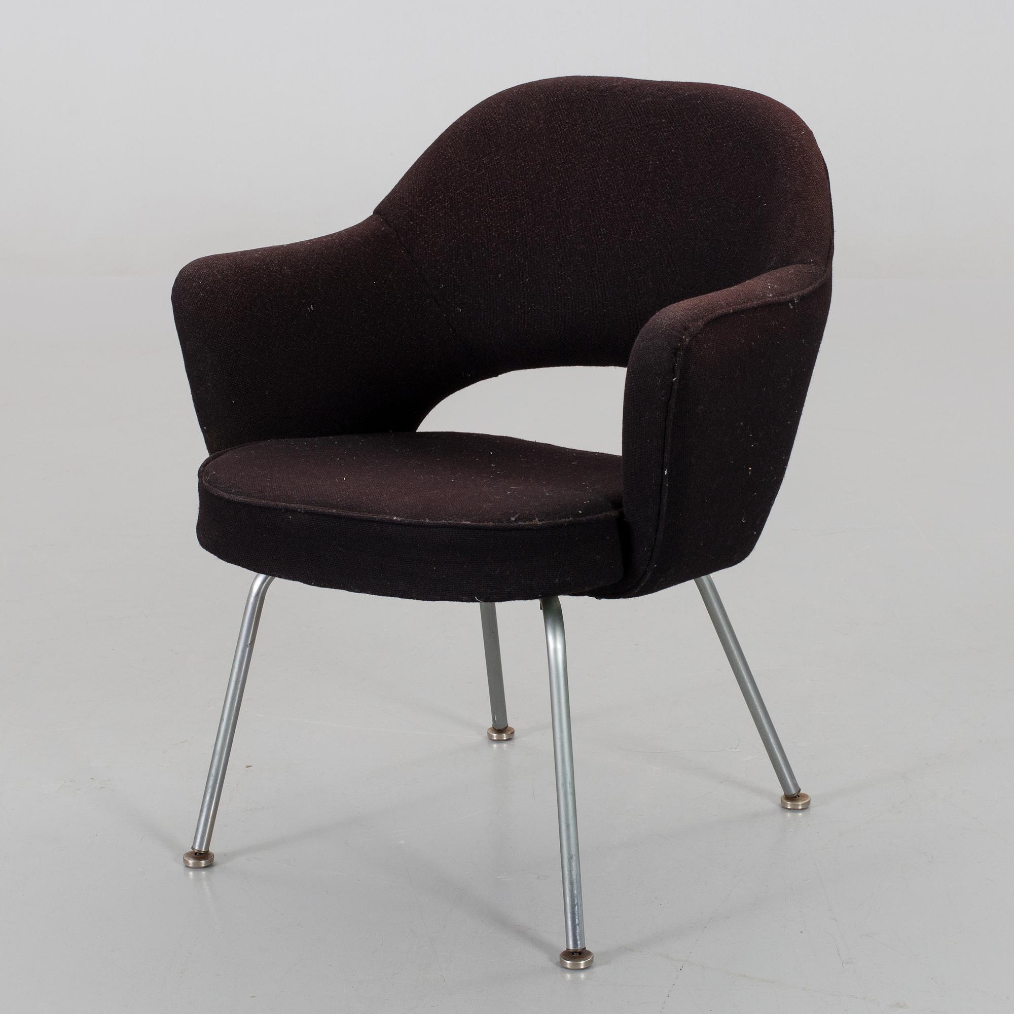 KARMSTOL,  'Executive Side Chair', Eero Saarinen för Knoll International. Made in Belgium.