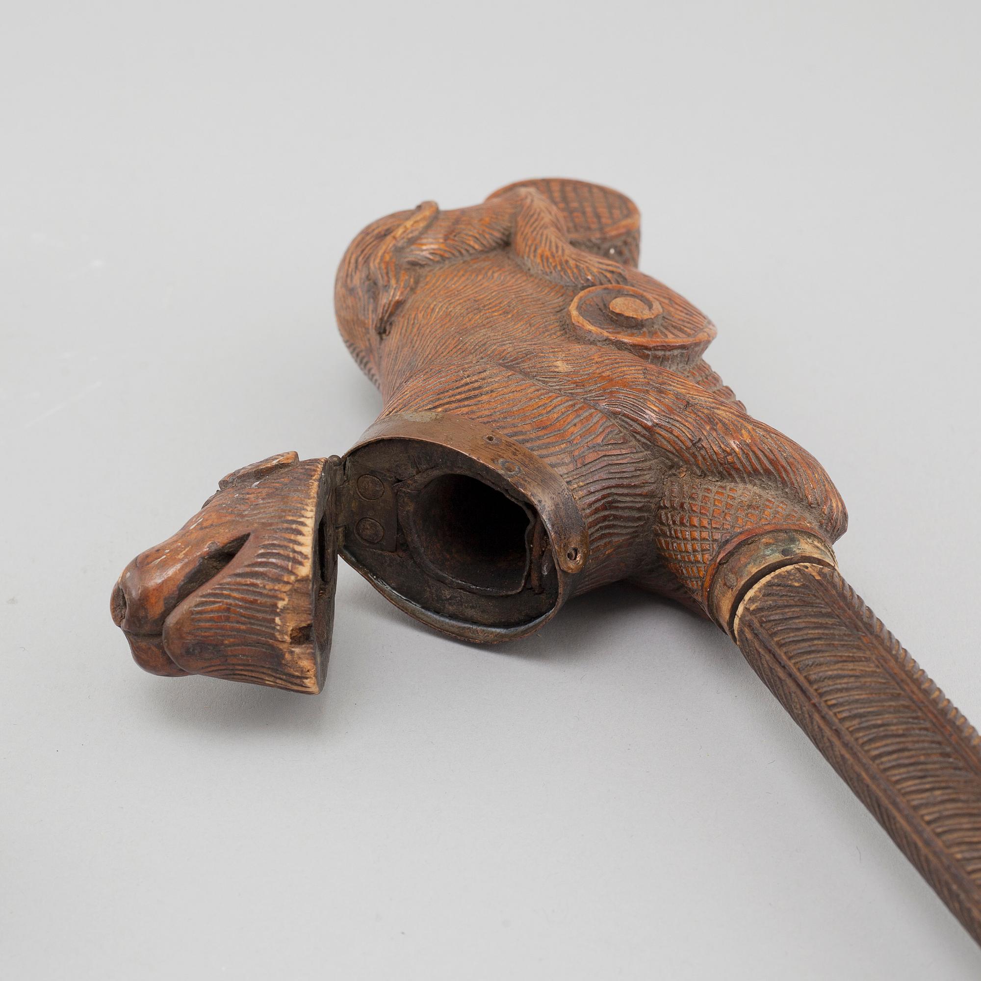 Three mainly 19th century pipes, one dated 1711.