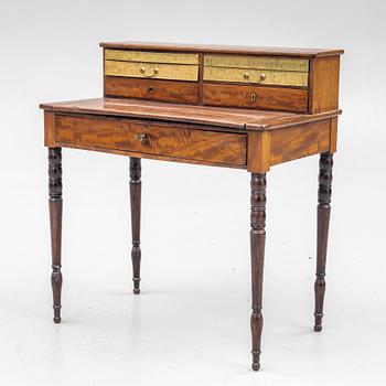 Ladies' writing desk. 19th century.