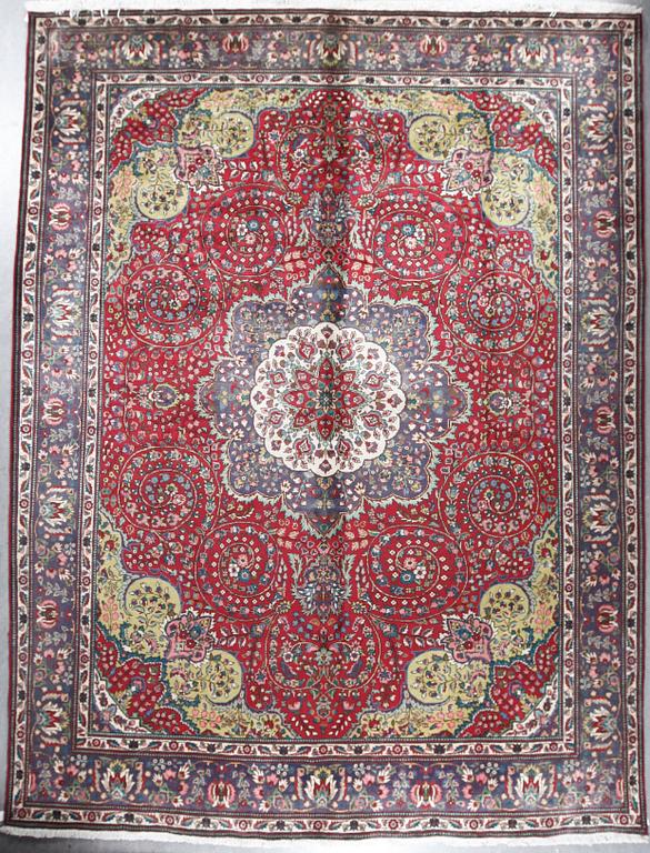 MATTA, Täbris, ca 405x310 cm.